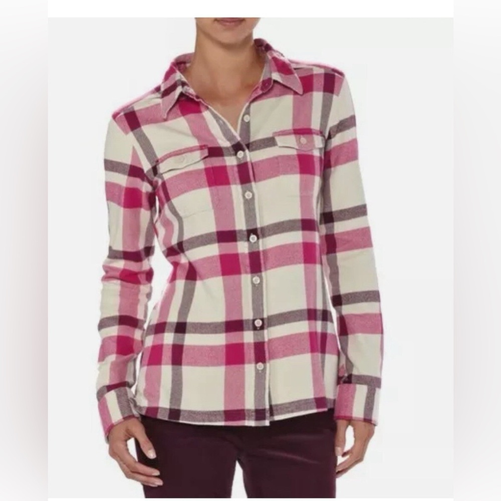 Patagonia. Long-Sleeved Fjord Flannel Shirt. Pinks. Size 2.